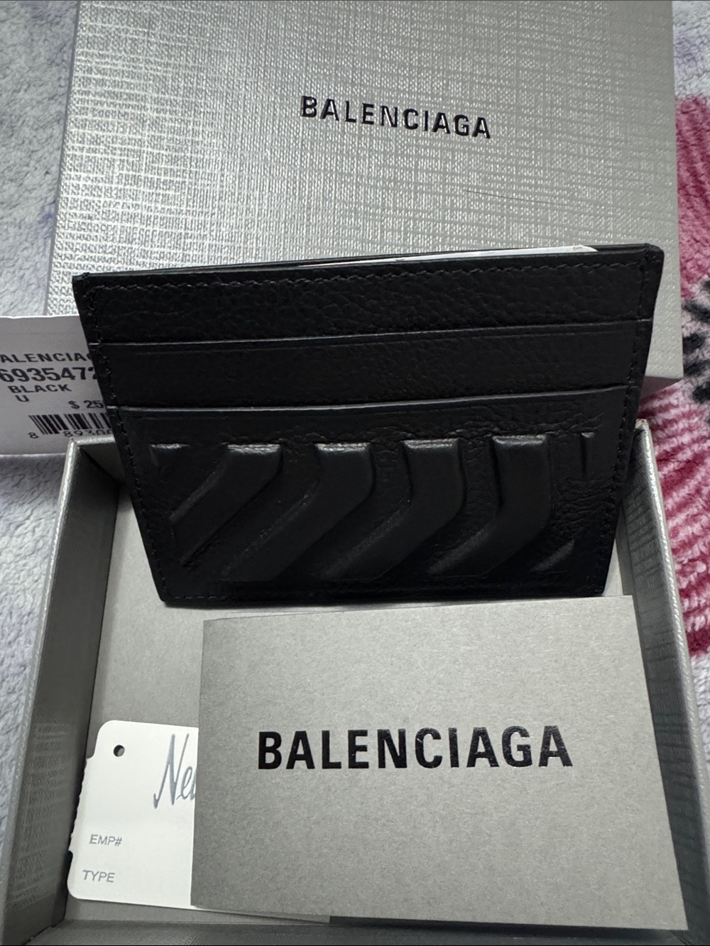 Balenciaga Black Textured Leather Card Holder with Embossed Chevron - Picture 4 of 6